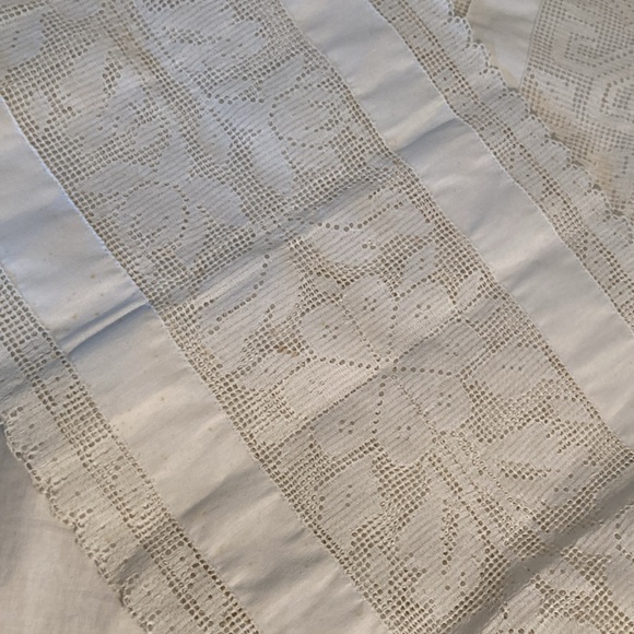 Bundle of (18)lace table runners (4) embroidery beautiful Victorian romantic - Picture 16 of 17